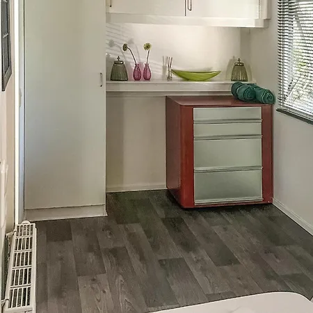 Holiday home Gorgeous In With Kitchen *