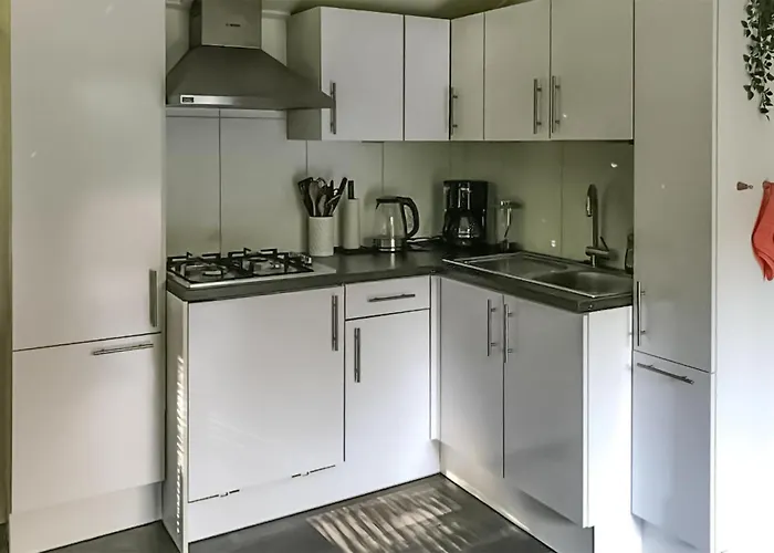 Gorgeous In With Kitchen Feriehus